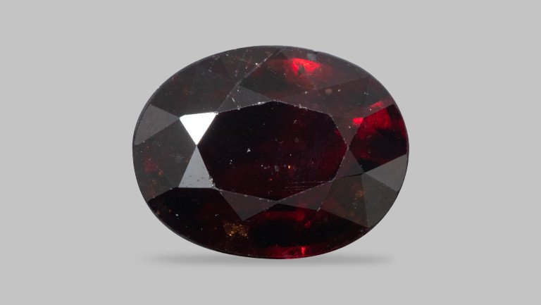 Hessonite (Gomed) - 7.76 Carat